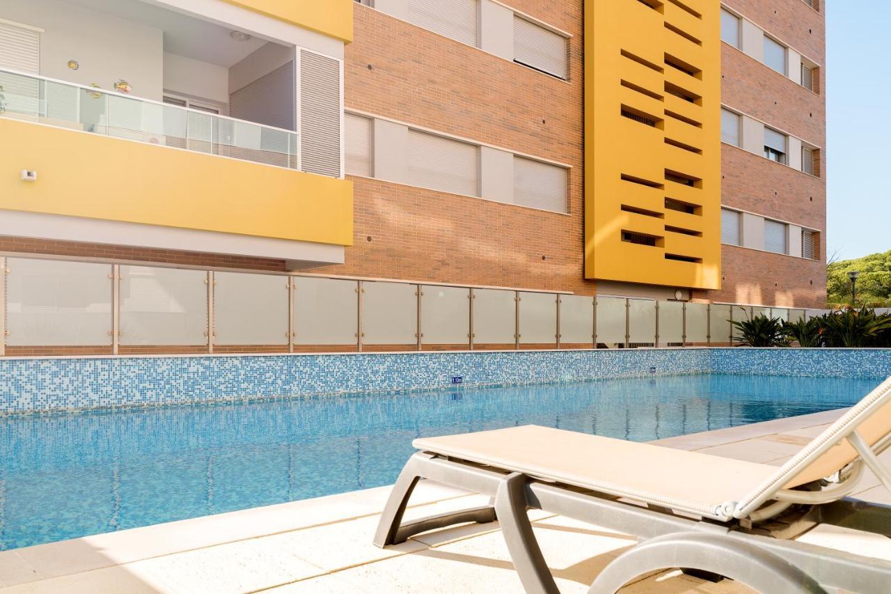 T1 V Do Forte Ac&Piscina&Garagem Quarteira Eksteriør bilde